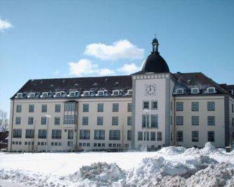 Rugen-Hotel - Saßnitz - Building