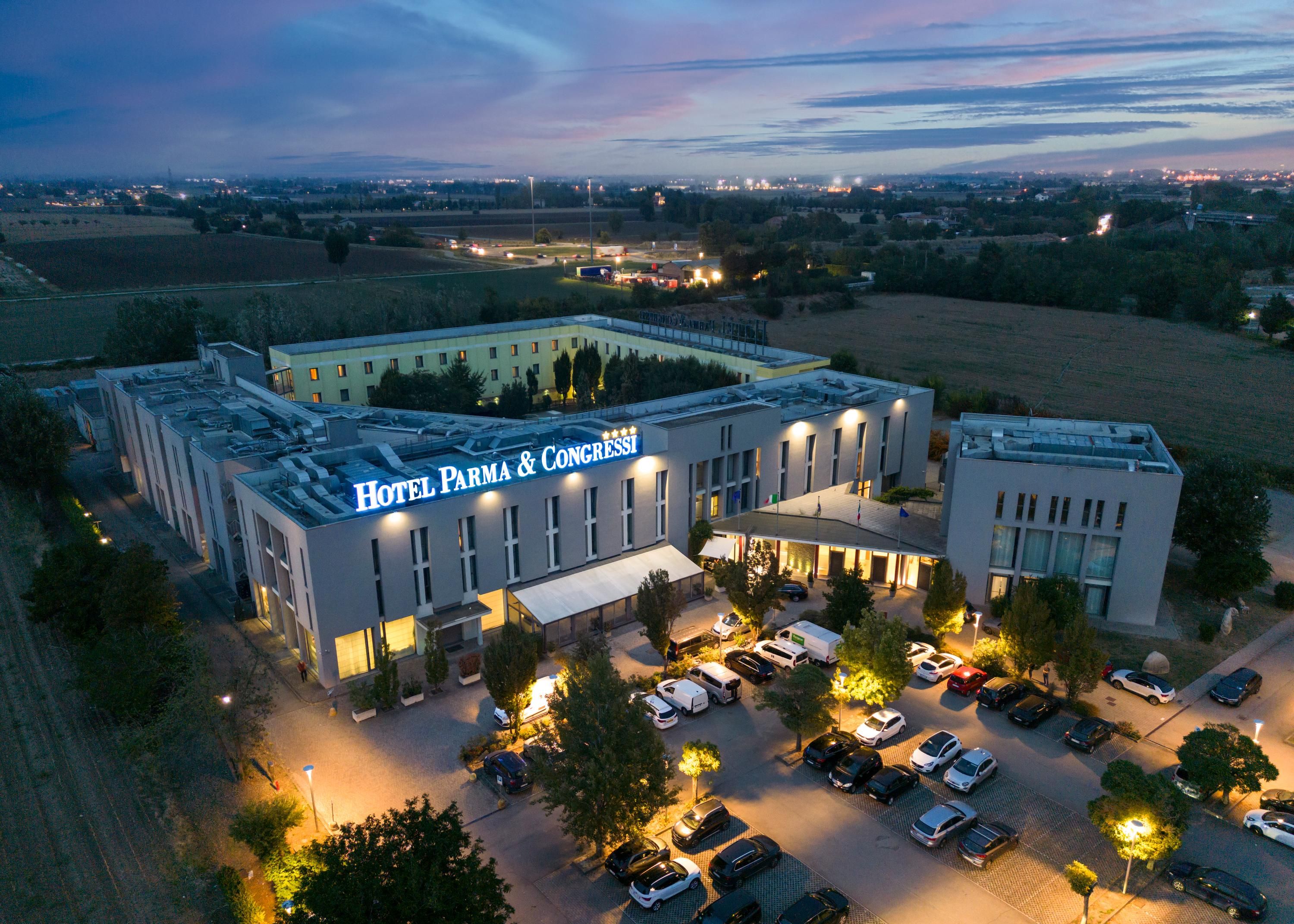 Voco Parma & Congressi by IHG thumbnail 3