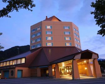 Maiko Kogen Hotel - Minamiuonuma - Edificio