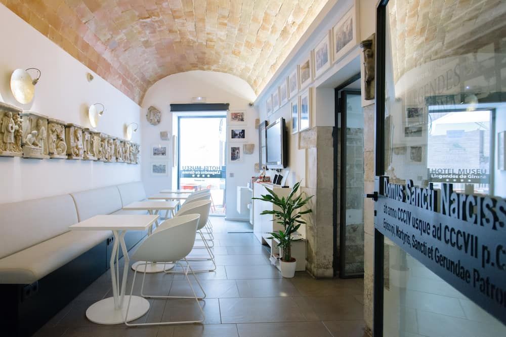 Hotel Museu Llegendes de Girona - Girona