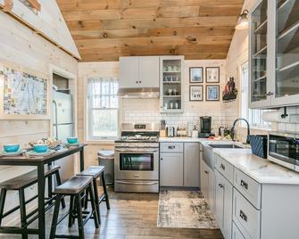 Cloud Wine Cottage Flxsecluded W/ Hot Tub In The Heart Of Wine Country! - Interlaken - Cocina