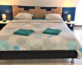 Gite La Belle Aventure Mosnes + Pmr Access - Mosnes - Slaapkamer