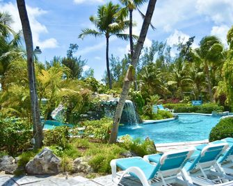 Paradise Island 9A-Sunrise Beach Club-Beachfront-Safe Haven Villa Del Mar - נאסאו - בריכה