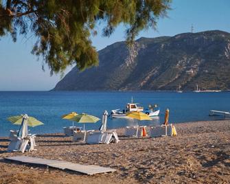 Sevoula studios - Kefalos - Strand