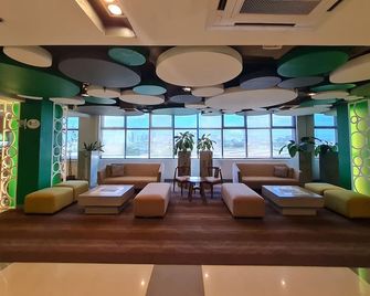Go Hotels Otis - Manila - Manila - Lobby