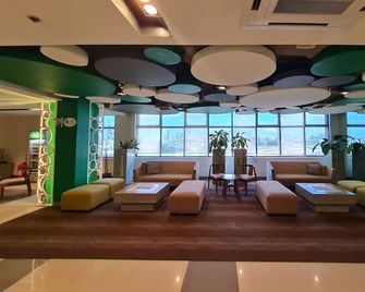 Go Hotels Otis - Manila - Manila - Lobby