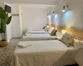 Hostal Paco Marbella - Marbella