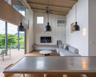 Dei Amami - Amami - Living room