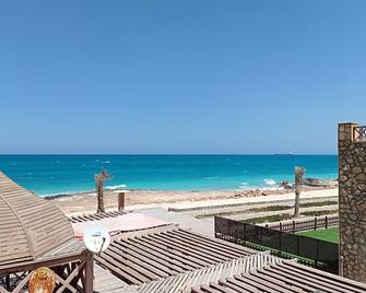 chalet 90 sq. m with one bed room and reception first raw sea view - El Dabaa - Playa