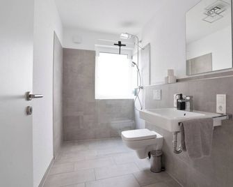 Deluxe apartment in the centre of OS - Osnabrück - Bad