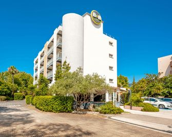 B&B HOTEL Hyeres - Hyères - Byggnad