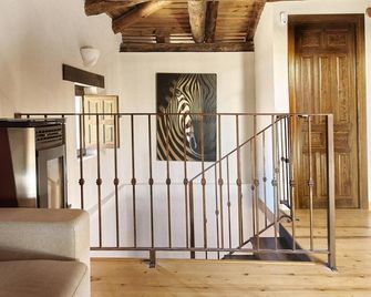 Rural House 'Hestia' in Ayllón, Sierra Norte Views, Balcony & Wi-Fi - Ayllon - Escaleras