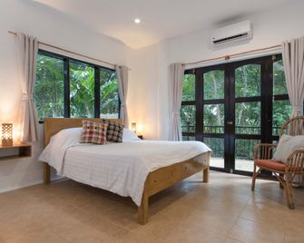 Granada Beach Resort - Adults Only - Boljoon - Bedroom