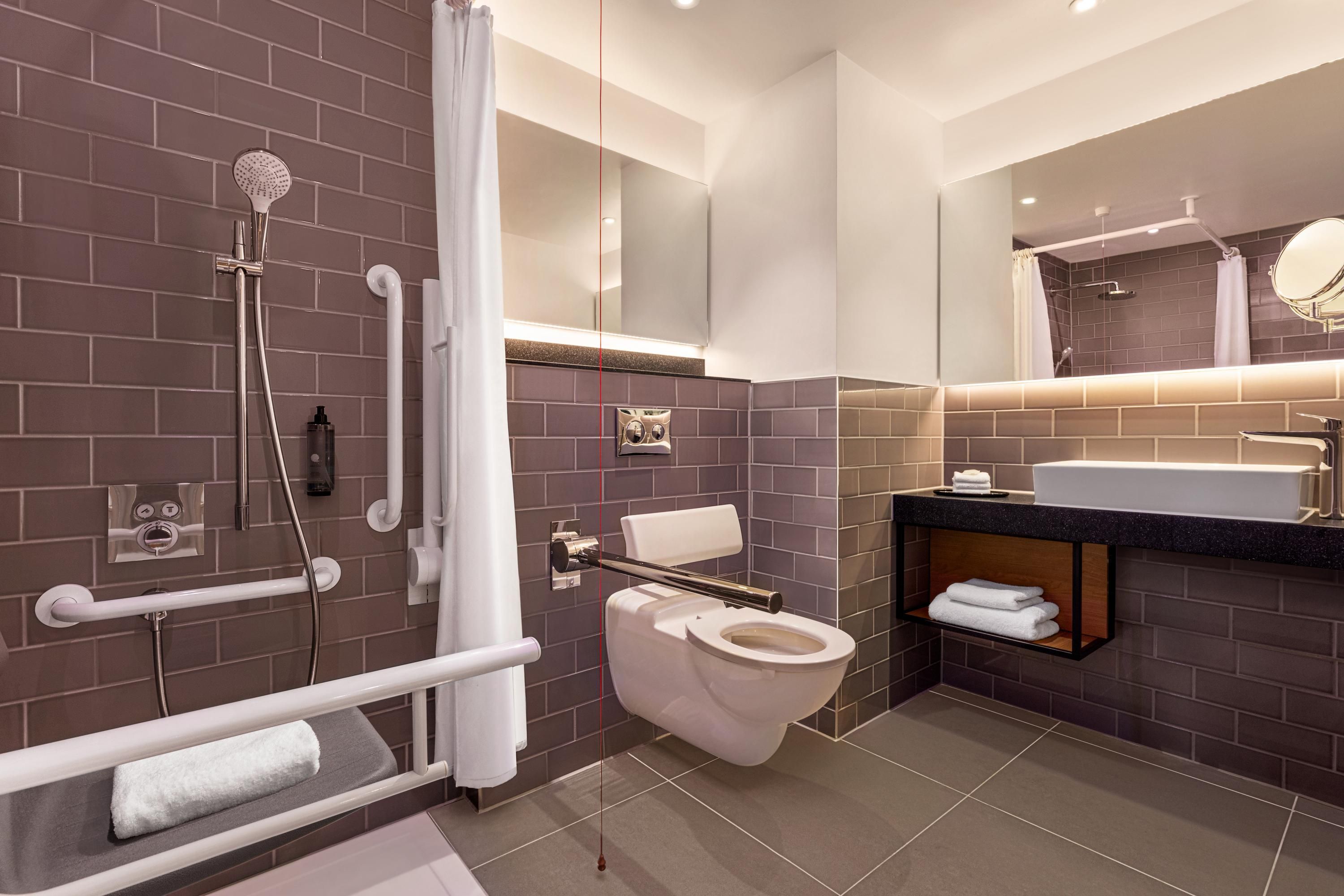 Holiday Inn Birmingham Airport - Nec By IHG thumbnail 3