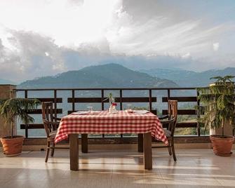 Flag House Resort - Shimla