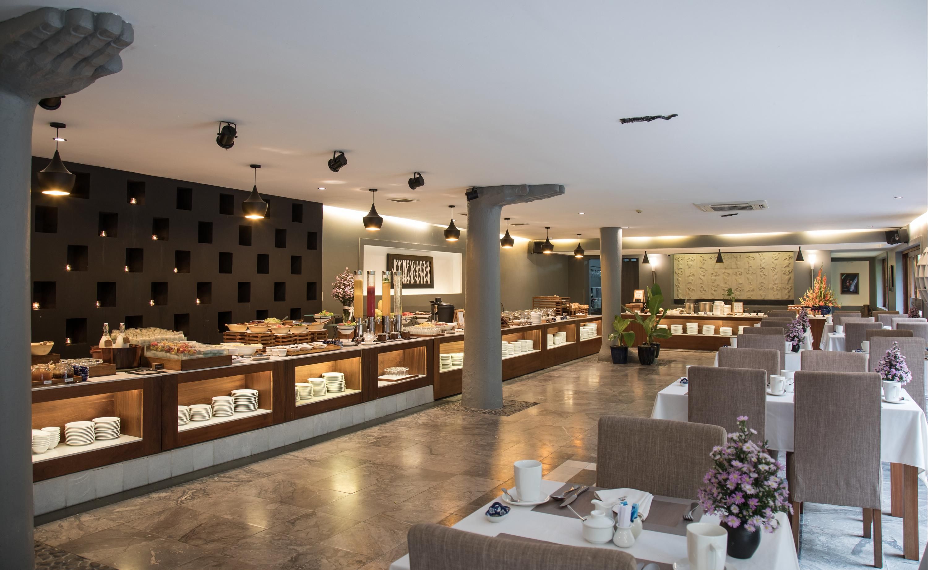 Pilgrimage Village Boutique Resort & Spa - היו - מסעדה