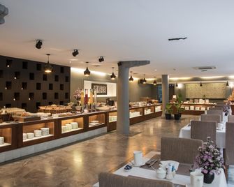 Pilgrimage Village Boutique Resort & Spa - Hué - Restaurante