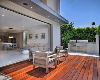 Luxury Very Lucky Mansion In The Best Part Of Los Angeles - Los Angeles - Innenhof