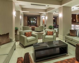 Embassy Suites by Hilton Alexandria Old Town - Alexandria - Salon