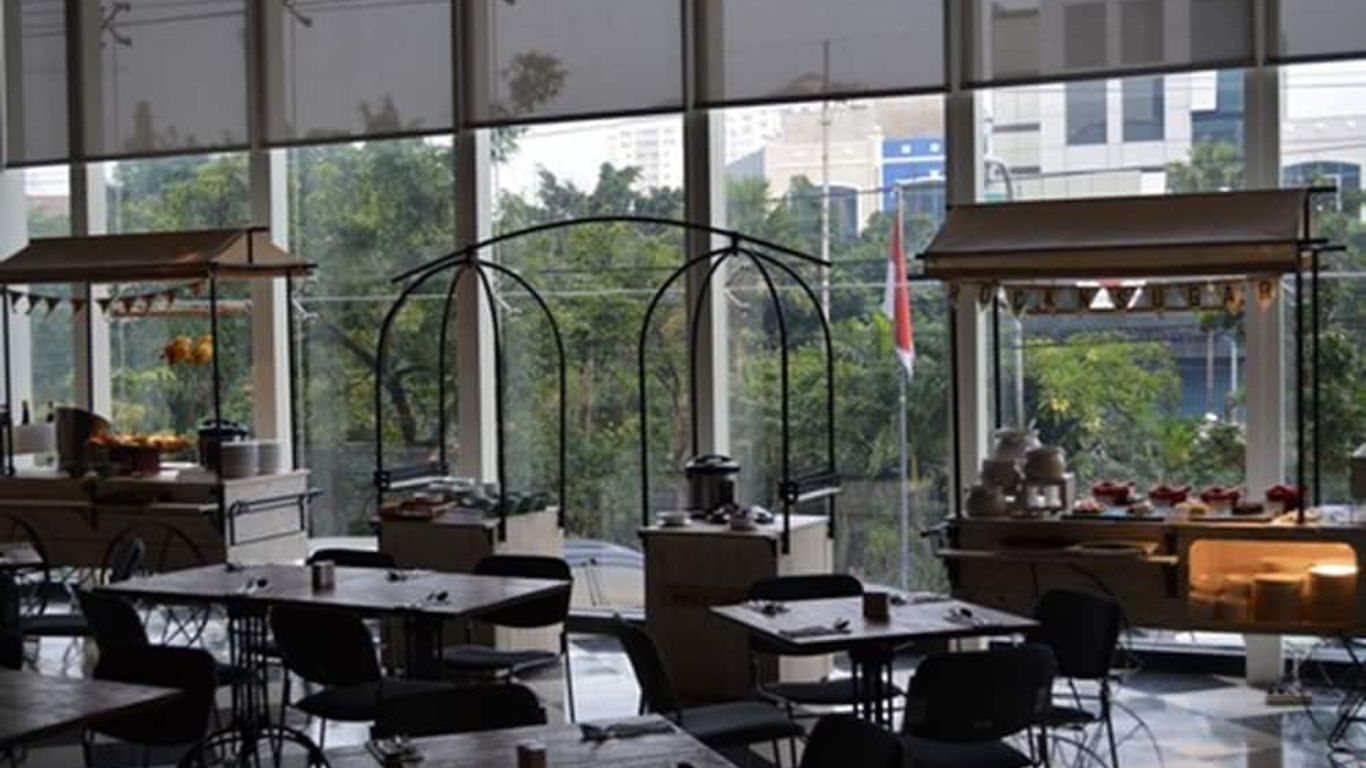 Luminor Hotel Jemursari by Wh With The Best Breakfast in Town And Located Near Surabaya Industrial Estate Rungkut Sier