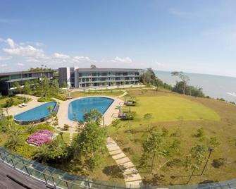 Samalaju Resort Hotel - Bintulu - Pool