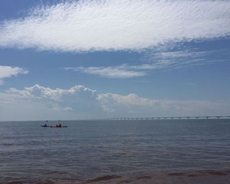 Pei Cottage Rental - Summerside - Outdoors view