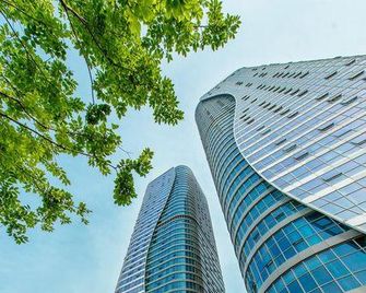 Zhonglian Free Harbor Twin Towers Hotel - Qingdao - Edificio
