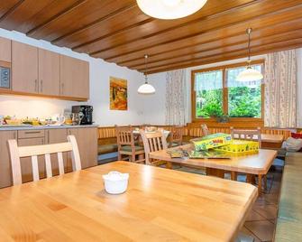 Quadruple Room with Shower, Toilet - Hagn, Monika - Lofer - Dining room