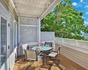 Duval Breeze by AvantStay - Key West - Balcony
