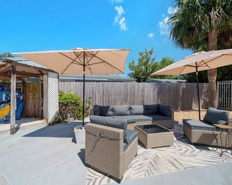 Hideaway Cottage - Panama City Beach - Patio