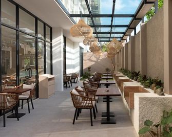 Elsotel Purwokerto - Purwokerto - Restaurant