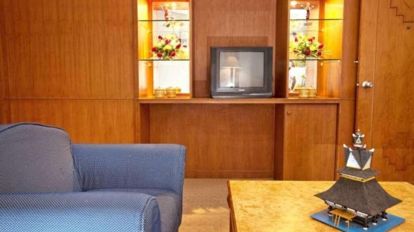 Hotel Sibayak International