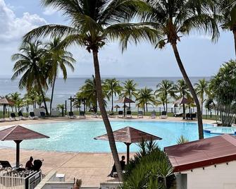 Studios Barbadine - Resorts Flats - Sainte-Anne - Svømmebasseng