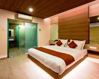 Hotel Rasika - Kolhāpur - Bedroom