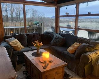 Ásabyggð 1 Flúðir - Fludir - Living room