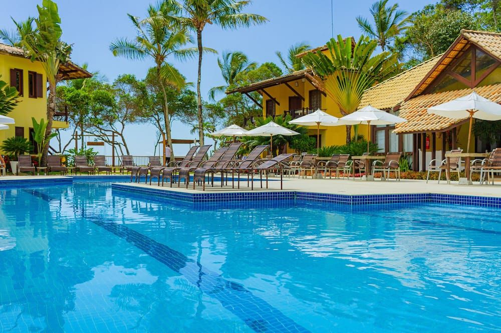 فندق Arraial Bangalô Praia - بورتو سيغورو - حوض السباحة