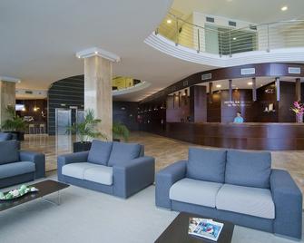 Hotel Bahía Calpe by Pierre & Vacances - Calp - Vestíbul