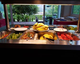 L'esprit de Naiyang Beach Resort (SHA Plus+) - Sakhu - Buffet