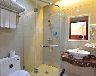 Irene Boutique Hotel Jinshu Branch - Shanghai - Bathroom