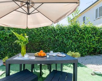 Casa Osiride con giardino privato e barbecue - Nulvi - Patio