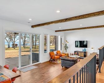 Lago Vista- Waterfront | Kayaks | Views! - Wills Point - Sala de estar