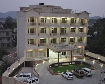 Hotel Vishal International - Surendranagar - Building