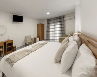Hotel Pinhal Mar - Peniche