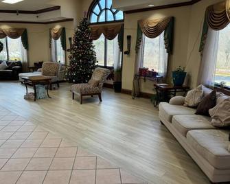 Quality Inn - Midtown - Lobby