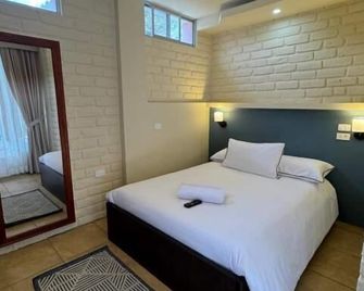 Hotel Casa Agave - Baños - Soverom