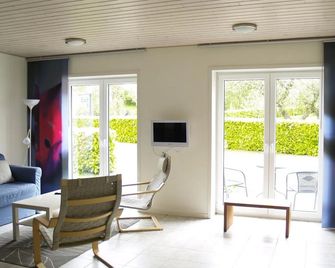 Juhl's Bed & Breakfast - Bjert