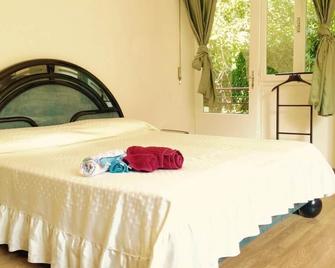 B&B The Green Corner's Hangout - San Daniele del Friuli - Camera da letto