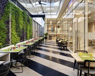 ibis Styles Bogor Pajajaran - Bogor - Restaurang