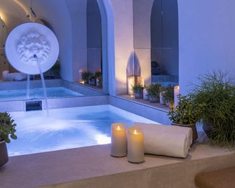 Hôtel & Spa Vinci Due - París - Piscina