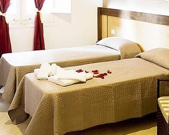 Residence Casale Verderame - Trapani - Camera da letto
